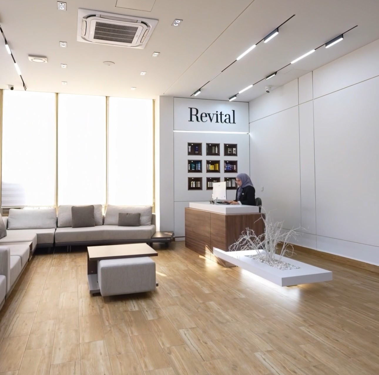 داخل عيادة ريفايتل